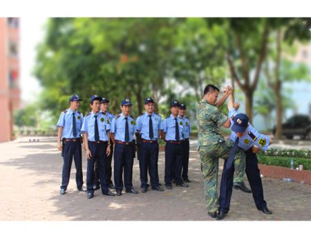 Dịch vụ bảo vệ chuyên nghiệp