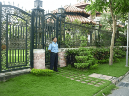 Bảo vệ nhà riêng